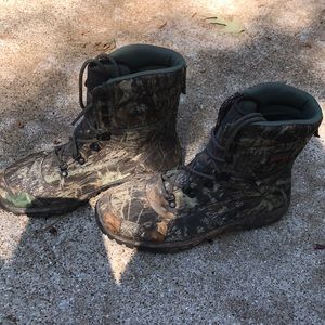 Camp boots